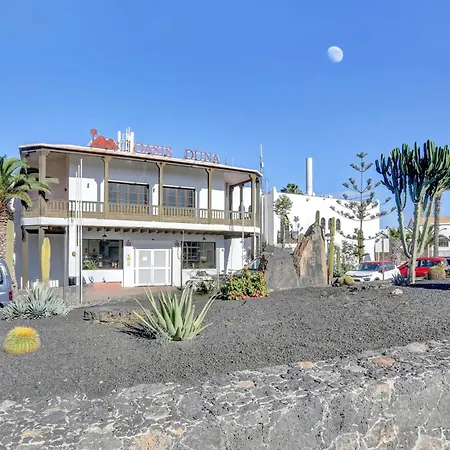 Oasis Duna _ Estrella Del Mar Pool Corralejo